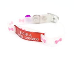 Chapita Pasador Gatos Rojo+ Collar De Goma Huesitos Rosa en internet