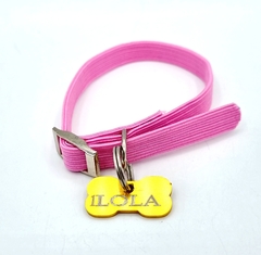Chapita Small bone en color DORADA + collar elastizado ROSA