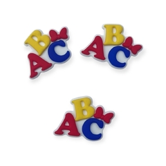 APLIQUE EMBORRACHADO ESCOLAR ABC CORES FORTES 3X2,5CM