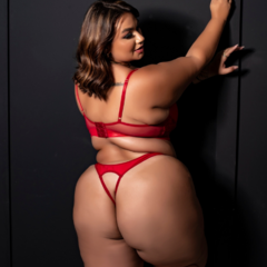 Conjunto Plus Size Sensual em Cirre com Bojo Garota Veneno na internet