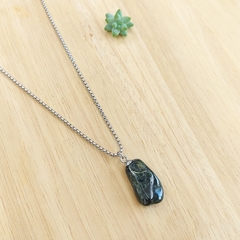 Colar de Turmalina Verde - comprar online