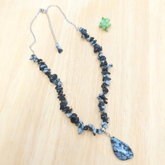 Choker De Cascalho De Obsidiana Floco de Neve na internet