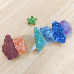 Kit Sete Chakras Pedra Bruta + Bastão de Selenita na internet
