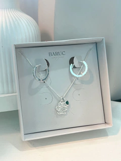 Colar Patinha Pet e Brinco Argola Fina Zirconia Prata