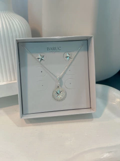 Conjunto Colar Rosa dos Ventos E Brinco Estrela Prata