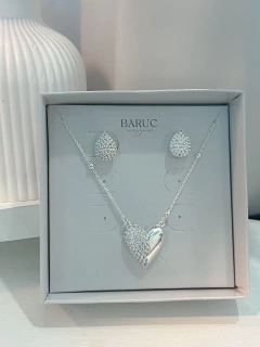 Conjunto Coração Cravejado e Brinco Gota Cravejada Prata