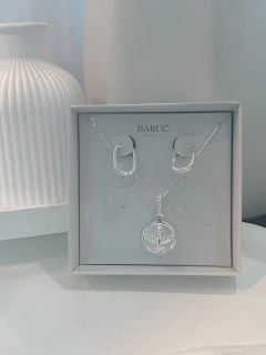 Conjunto Colar Espirito Santo e Brinco Retangulo Prata