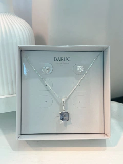 Colar Pedra Quadrada Lilás e Brinco Ponto de Luz Prata