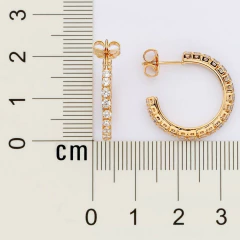 Brinco Rommanel Meia Argola Com Zircônias 527412