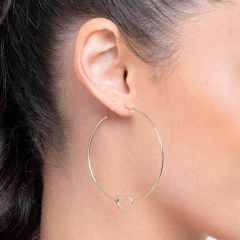 Brinco Rommanel Meia Argola com Coração Vazado 526664 - comprar online