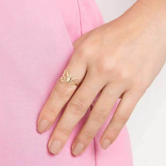Imagem do Anel Com Borboleta Vazada.