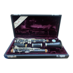 Clarinete Sib Yamaha YCL-650 Madeira Profissional - Seminovo (0920)