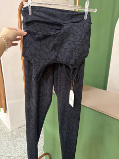 Imagem do conjunto jaguard folhas M