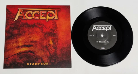 Accept – Stampede Compacto Alemanha 2014 - comprar online