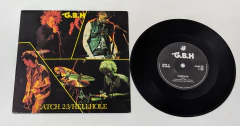 Charged G.B.H - Catch 23 / Hellhole Compacto UK 1983 - comprar online
