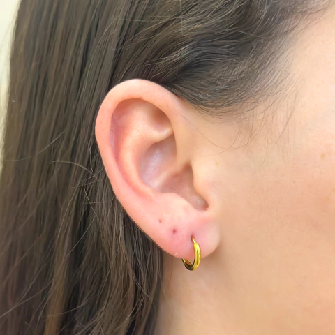 Brinco argola básica P - aço inoxidavel ouro18k - comprar online
