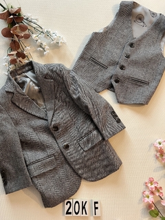 BLAZER E COLETE PAISLEY 2 ANOS na internet