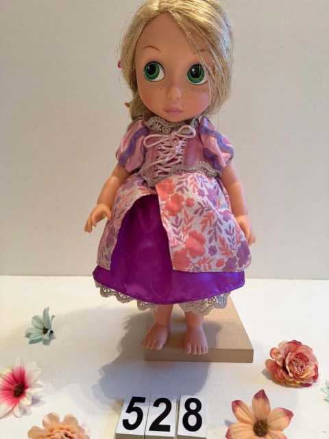 RAPUNZEL DISNEY ANIMATORS EDICAO ESPECIAL Q ACENDE AS FLORES DO CABELO , SEM LANTERNA