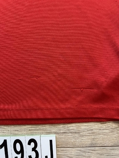 CAMISETA NIKE DRI FIT ( TEM UM FIO PUXADO) 8 A 10 ANOS 137 CM - comprar online