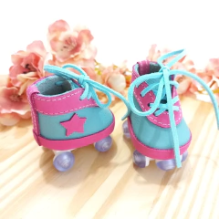 Imagem do Sapato de Boneca - Patins para Boneca Russa - em Couro legítimo - na Cor Azul turquesa e rosa pink