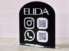 Cartel QR en Acrilico / Opción Base oro - comprar online