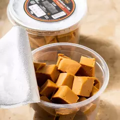 Doce de leite em pedaços 400G.
