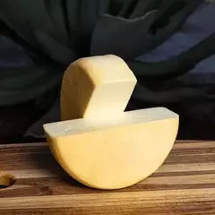 Queijo meia cura de Alagoa