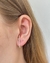 Ear hook torcido