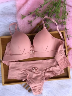 Conjunto Maria Alice na internet