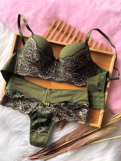 Conjunto Delicate