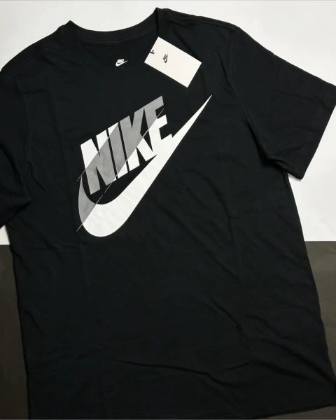 Camiseta Nike Sportswear Heritage Grey