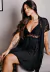 Kit Camisola Amamentação Confort & Lux + Robe Luxury Rendado Preto | CRB1 na internet