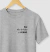 CAMISETA "PAI NÃO É TITULO, É VERBO."