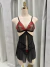 Imagem do Camisola Insaciável Preto com Vermelho Floral