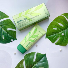 Protector solar - Green Tea Seed Moisture Sun Cream (SPF50+ PA+++) - comprar online