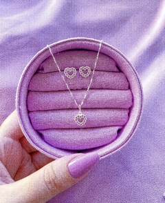 Conjunto coração cravejado rosa