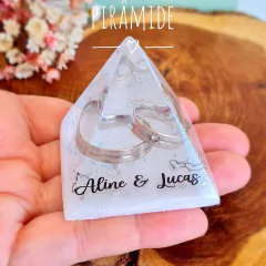 Pirâmide com alianças 5cm (Aliança não inclusa) - comprar online