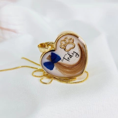 Moldura coração pelinho amarrado - comprar online
