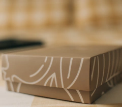 Trio de Vela - Take Your Time + Caixa personalizada com 9 Cards meditativos na internet