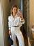 Conjunto Camisa Viés e Calça na internet