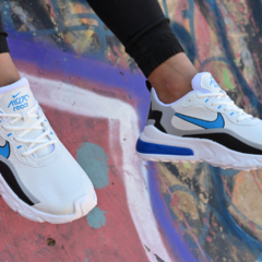 Air Max 270 Blanca con celeste en internet