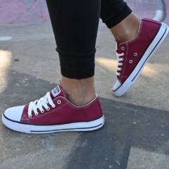 Converse Bordo