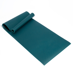 Mat de yoga Mat Adho Mukha Everyday XL de color verde océano, enrollada en un extremo, con medidas de 65x200 cm y un grosor de 4 mm.