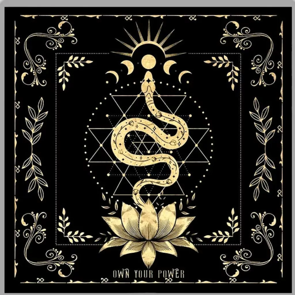 Paño Lectura del Tarot Mistica Serpiente Altar