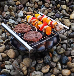 Mini Parrilla Portatil de Camping para Mochilero / Moto Viajero! en internet