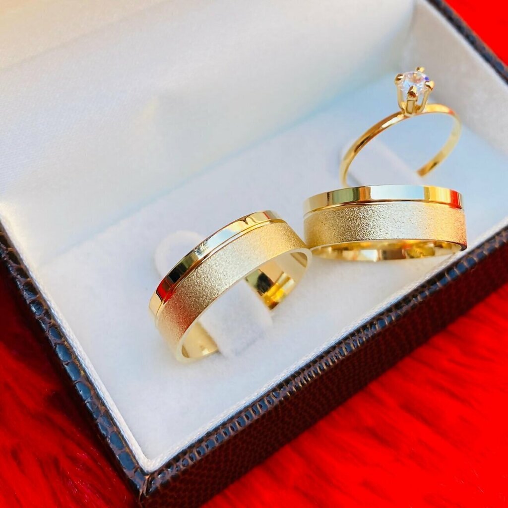 Par Alianças de Noivado 6mm Banhada Ouro 18k + Anel Solitário