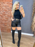 SHORT EM COURO RESINADO COM CINTO TACHINHAS_7081 na internet