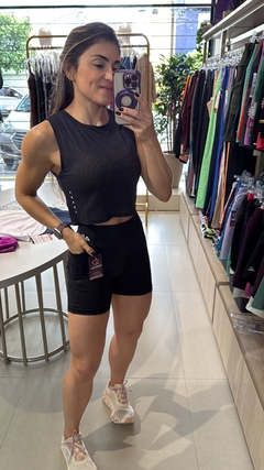 Short com bolso - Preto - comprar online