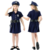 Fantasia policial de menina, mostrando a frente e o verso do vestido, com chapéu e acessórios.