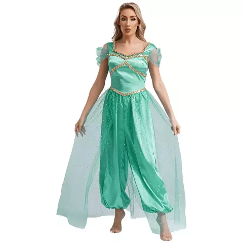 Fantasia de dança do ventre feminino em tom verde, com detalhes em dourado e saia fluida.